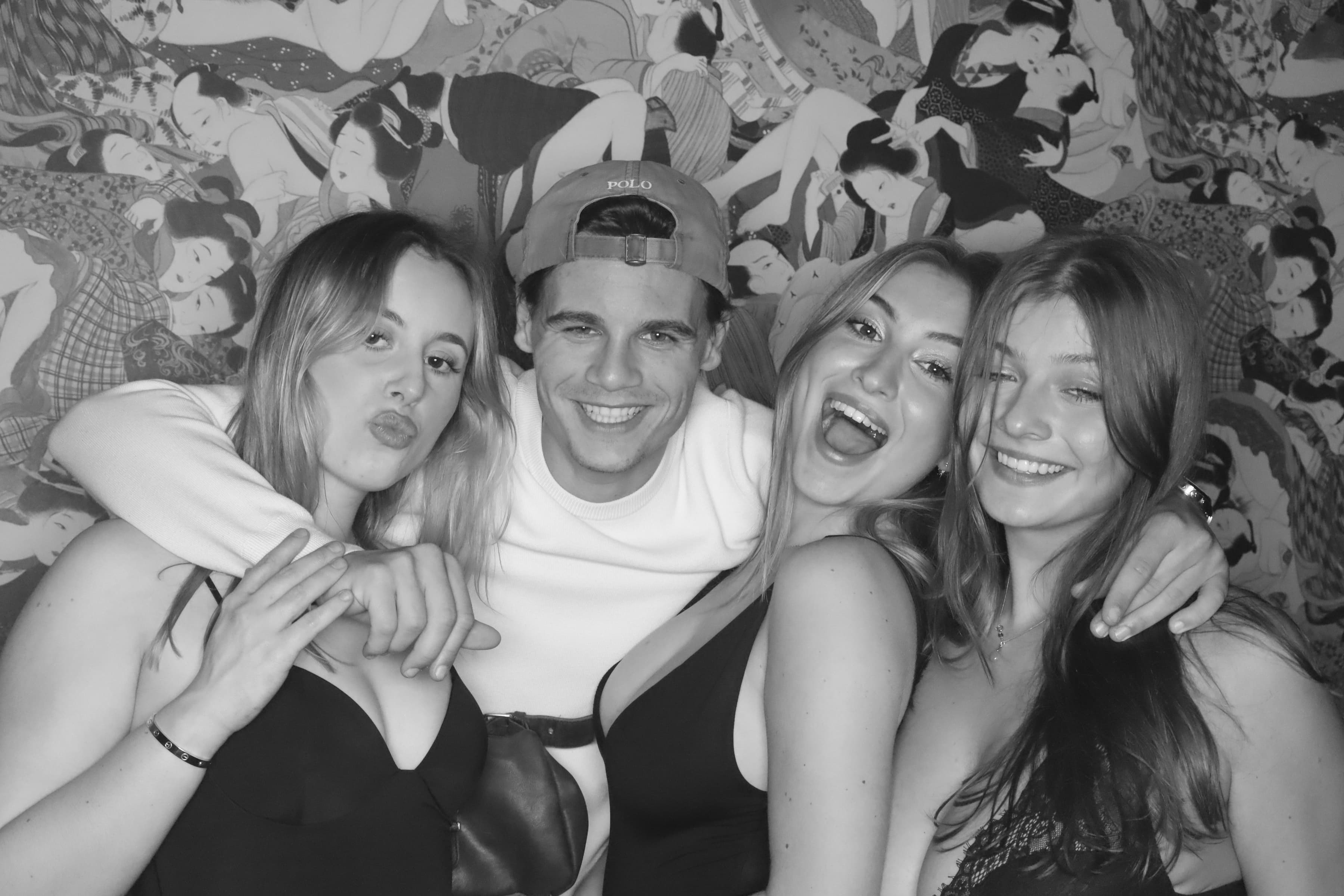 ESCA — Soirée BDE Saint-Valentin — photo 2